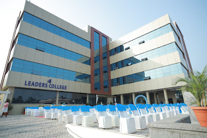 leaders college